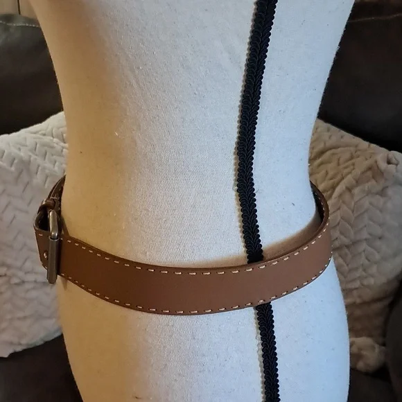 Ann Klein Women Brown Leather Belt with Stitching Size M Boho Western Cowgirl - Picture 3 of 8